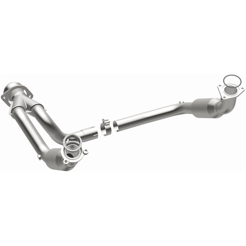 MagnaFlow Direct Fit Catalytic Converter 2007-2008 Cadillac Escalade 6.2L - 5451631