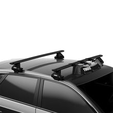 Load image into Gallery viewer, Thule AirScreen XT Roof Rack Wind Fairing S - 32in. (Black) - 870200