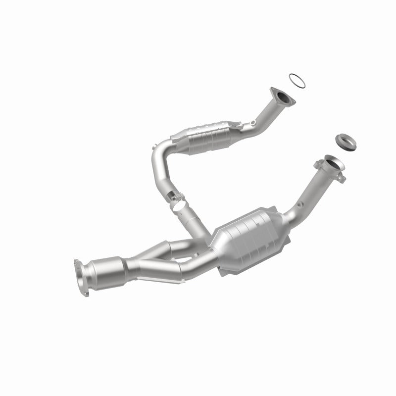 MagnaFlow Direct Fit Catalytic Converter 06-09 TB/Envoy 5.3/6.0 OEM - 49650