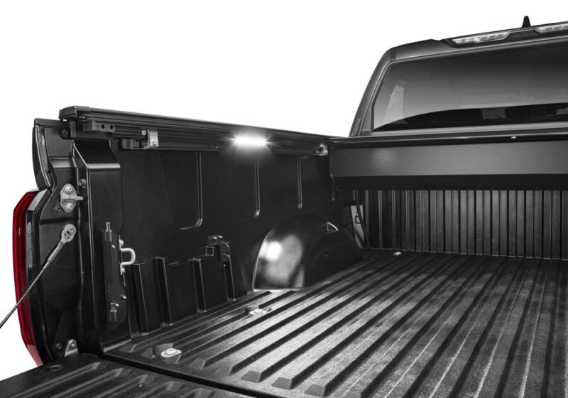 Retrax 16-23 Nissan Titan King Cab 6.5ft. Bed (w or w/o Utilitrack) Retrax EQ - EQ0752