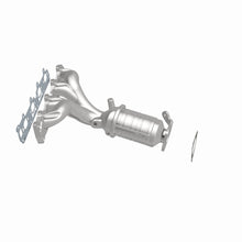 Load image into Gallery viewer, MagnaFlow 08-10 Pontiac G6 2.4L Underbody Direct Fit CARB Compliant Manifold Catalytic Converter - 5531060