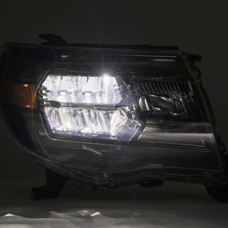 AlphaRex 05-11 Toyota Tacoma LUXX Crystal Headlights Plank Style Chrome w/Activation Light/DRL - 880734