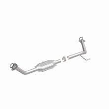 Load image into Gallery viewer, MagnaFlow Direct Fit Catalytic Converter 05-07 Toyota Sequoia 8 4.7L D/S - 24880