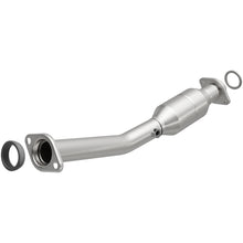 Load image into Gallery viewer, MagnaFlow Direct Fit Catalytic Converter 2011-2015 Juke L4 1.6 OEM Underbody - 52437