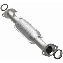 Load image into Gallery viewer, MagnaFlow Direct Fit Catalytic Converter 06-08 Mazda 6 2.3L - 51899