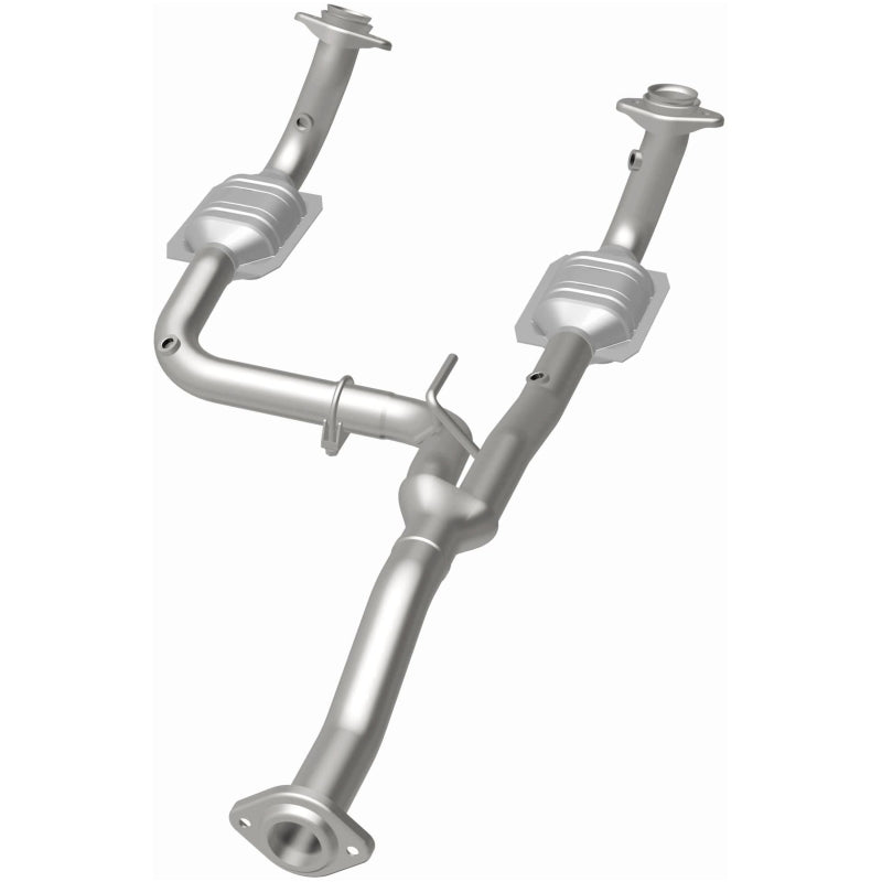 MagnaFlow Direct Fit Catalytic Converter 07 Jeep Liberty 3.7L - 23957