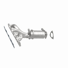 Load image into Gallery viewer, MagnaFlow 08-10 Pontiac G6 2.4L Underbody Direct Fit CARB Compliant Manifold Catalytic Converter - 5531060