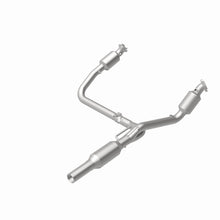 Load image into Gallery viewer, MagnaFlow 01-02 Dodge Ram 2500 5.9L Direct Fit Converter - 4583497