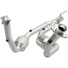 Load image into Gallery viewer, MagnaFlow Direct Fit Catalytic Converter 04 Jeep Grand Cherokee 4.7L - 49074