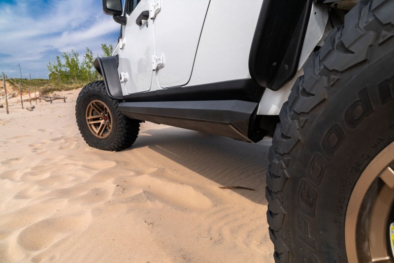 AMP Research 2007-2018 Jeep Wrangler JKU 4DR PowerStep XL - Black (Incl OEM Style Illumination) - 77122-01A