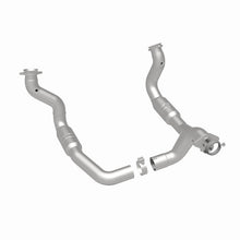 Load image into Gallery viewer, MagnaFlow Conv Direct Fit 11-14 Ford F-250 Super Duty / 350 Super Duty V8 6.2L - 52297