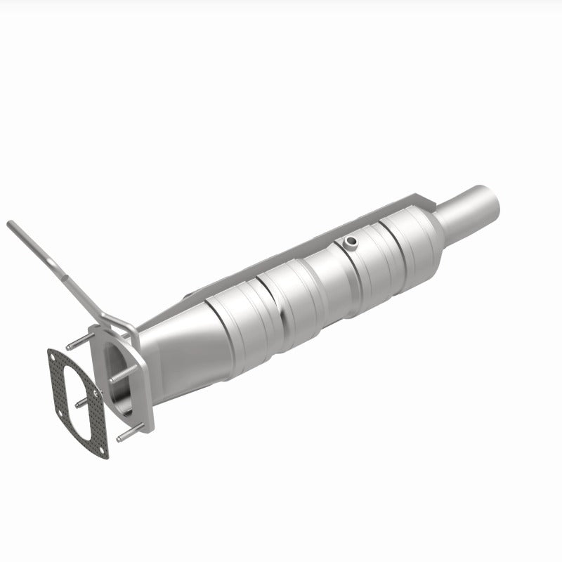 MagnaFlow 09-19 Ford F53 V10 6.8L Underbody 6.8L Direct Fit Catalytic Converter - 280435
