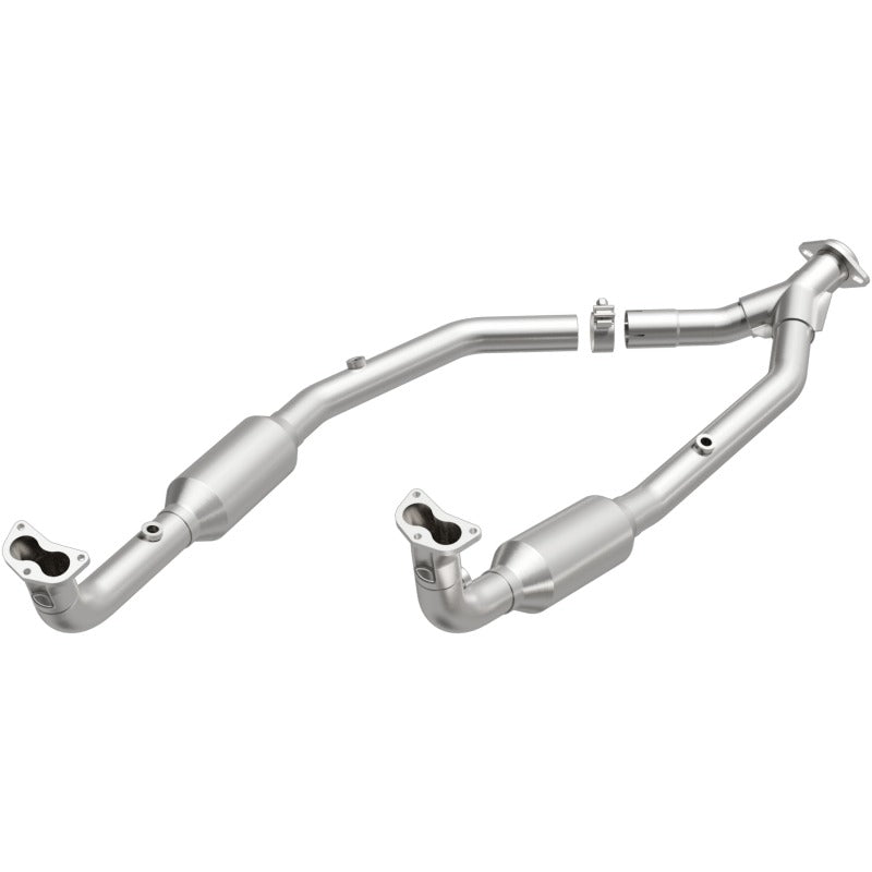 MagnaFlow Direct Fit Catalytic Converter OEM 2003 Land Rover Discovery Underbody - 4551028