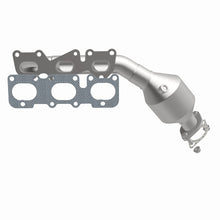 Load image into Gallery viewer, MagnaFlow Direct Fit Catalytic Converter 2009 Kia Borrego 3.8L Passenger Side - 51401