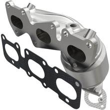 Load image into Gallery viewer, MagnaFlow Direct Fit Catalytic Converter 11-12 Kia Sedona 3.5L OEM Grade Manifold - 52783