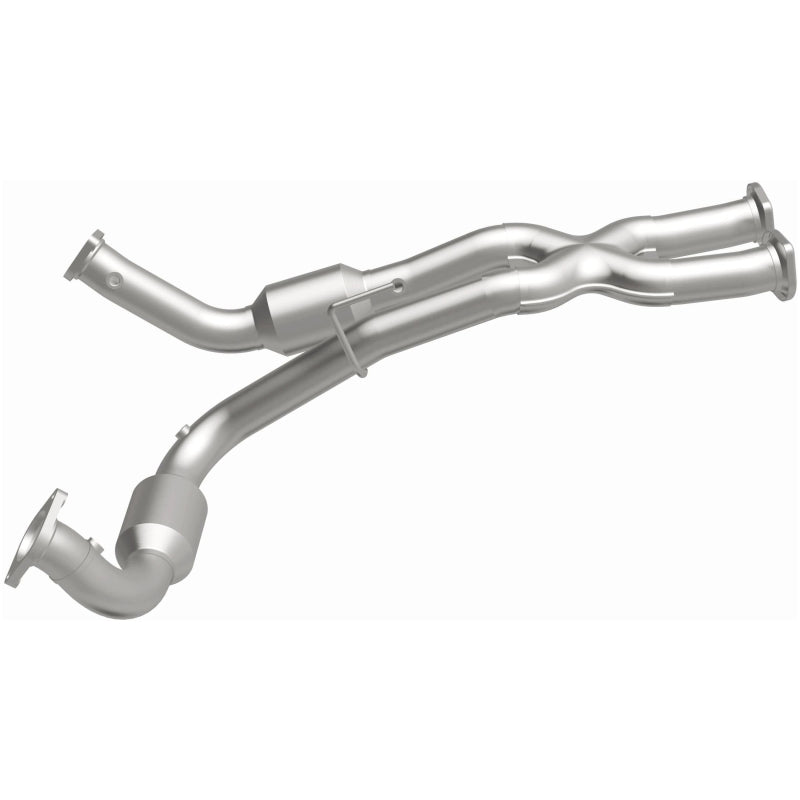 MagnaFlow Direct Fit Catalytic Converter 06-10 Jeep Grand Cherokee 6.1L - 5451046