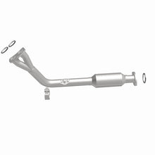 Load image into Gallery viewer, MagnaFlow Direct Fit Catalytic Converter California Grade 96-98 Toyota 4Runner 2.7L - 4481912