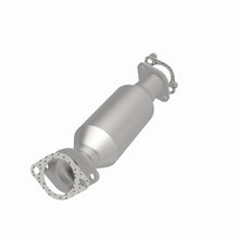 Load image into Gallery viewer, MagnaFlow Direct Fit Catalytic Conv OEM Grade Federal EPA Compliant 10-13 Kia Forte / Forte Koup - 21-161