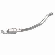 Load image into Gallery viewer, MagnaFlow Direct Fit Catalytic Converter 2006-2011 R350 3.5 L Underbody - 52178