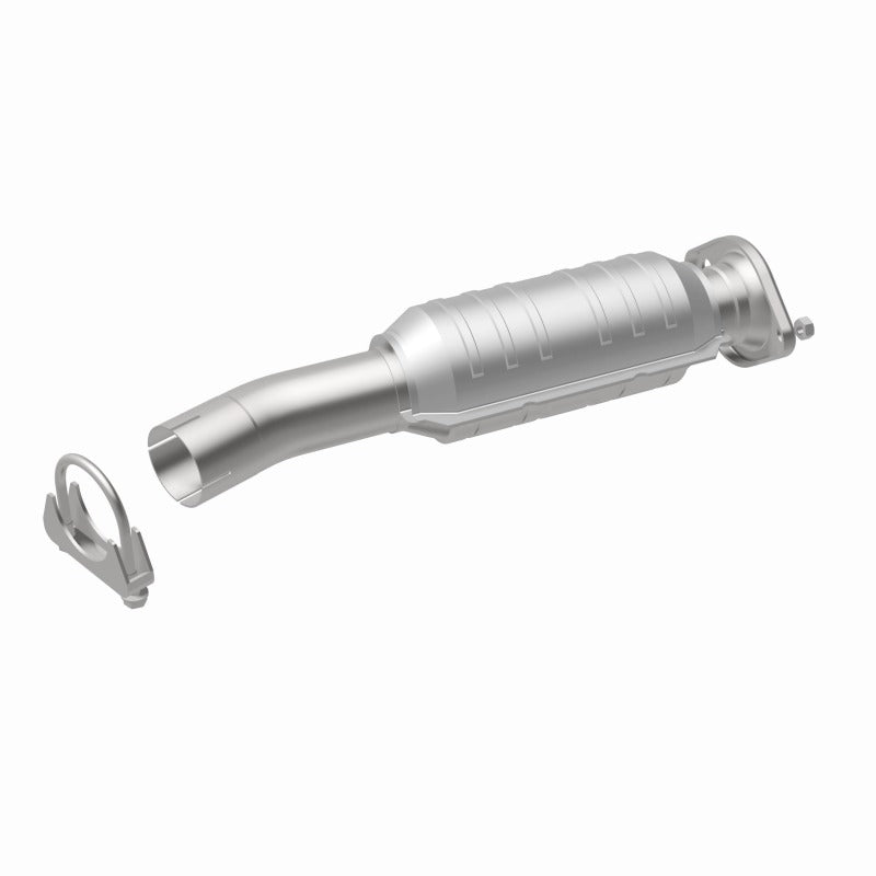 MagnaFlow Direct Fit Catalytic Converter 04 Toyota Sienna 3.3L - 23084