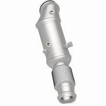 Load image into Gallery viewer, MagnaFlow 18-22 BMW 530e OEM Grade Federal / EPA Compliant Direct-Fit Catalytic Converter - 280543