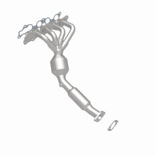 Load image into Gallery viewer, MagnaFlow Conv DF 05-06 Ford Focus 2.0L - 50391