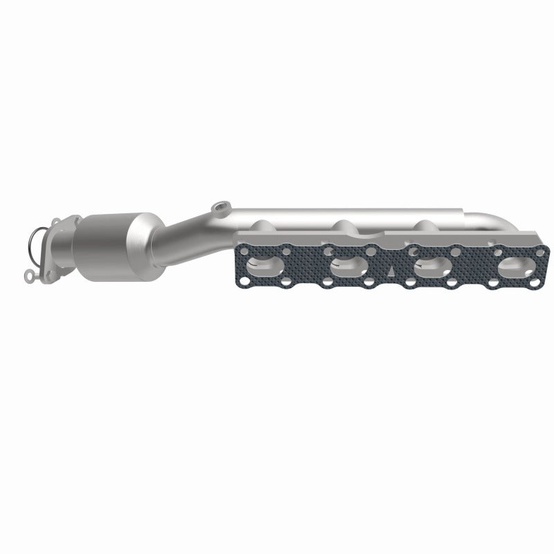 MagnaFlow 2004 Nissan Titan 5.6L Direct Fit Converter - 4583380