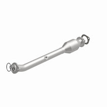 Load image into Gallery viewer, MagnaFlow 05-17 Nissan Frontier 4.0L Direct Fit Converter - 5592670