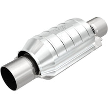 Load image into Gallery viewer, MagnaFlow Universal Catalytic Converter 2.00 with 1-O2 Rear CA - 441234