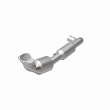 Load image into Gallery viewer, MagnaFlow 04-05 Ford F-150 5.4L Direct Fit Converter - 5481705