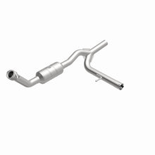 Load image into Gallery viewer, MagnaFlow 2005 Ford F-150 4.6L Direct Fit Converter - 4551410