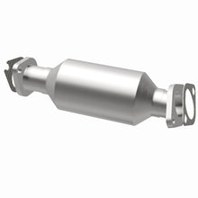 Load image into Gallery viewer, MagnaFlow 11-13 Sorento 2.4L Underbody Direct Fit Converter - 52863