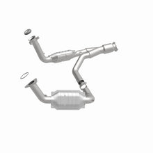 Load image into Gallery viewer, MagnaFlow Direct Fit Catalytic Converter 06-09 TB/Envoy 5.3/6.0 OEM - 49650