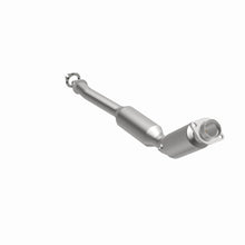 Load image into Gallery viewer, MagnaFlow 04-11 Lincoln Town Car V8 4.6L GAS California Catalytic Converter Direct Fit - 5411010