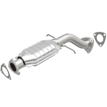 Load image into Gallery viewer, MagnaFlow Direct Fit Catalytic Converter Blazer-Jimmy 96-99 4.3L - 23455