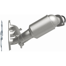 Load image into Gallery viewer, MagnaFlow 11-15 Toyota Sienna 3.5L Direct Fit Converter - 5582545