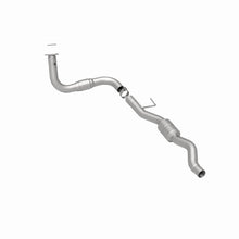 Load image into Gallery viewer, MagnaFlow Direct Fit Catalytic Converter 04-06 Avalanche Driver Side 8.1L - 447260