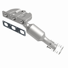 Load image into Gallery viewer, MagnaFlow Direct Fit Catalytic Converter BMW 3 01-06 Rear OEM - 49759