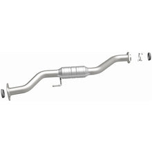 Load image into Gallery viewer, MagnaFlow Direct Fit Catalytic Converter 06-08 Suzuki Grand Vitara 2.7L - 51728