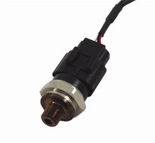 Load image into Gallery viewer, Innovate SSI-4 Plug and Play 0-150PSI (10 Bar) Air/Fluid Pressure Sensor - 3926