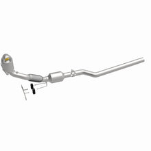 Load image into Gallery viewer, MagnaFlow 18-20 Volkswagen Tiguan 2.0L OEM Underbody Direct Fit Converter - 280341