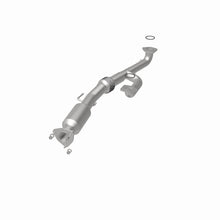 Load image into Gallery viewer, MagnaFlow Direct Fit Catalytic Converter 16-17 Honda Odyssey 3.5L V6 Underbody - 21-282