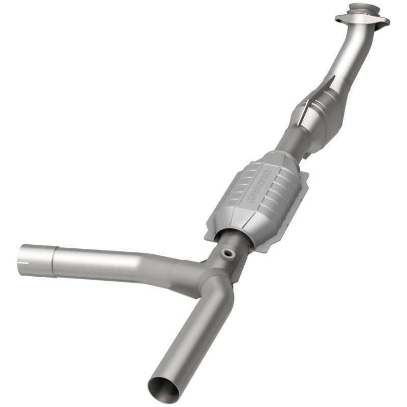 MagnaFlow Direct Fit Catalytic Converter 97-99 Ford Vans 4.6L - 447110