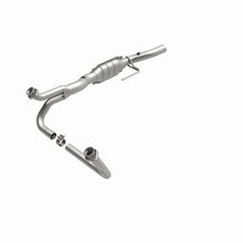 Load image into Gallery viewer, MagnaFlow Conv DF 00-01 Dodge Ram 3500 Van - 23298