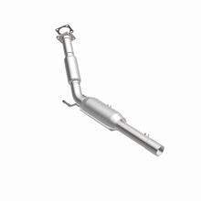 Load image into Gallery viewer, MagnaFlow Direct Fit Catalytic Converter 06-08 Volkswagen Jetta/Rabbit 2.5L (49 State) - 24320
