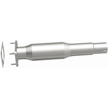 Load image into Gallery viewer, MagnaFlow Direct Fit Catalytic Converter 00-05 Buick LeSabre/Park - 51333