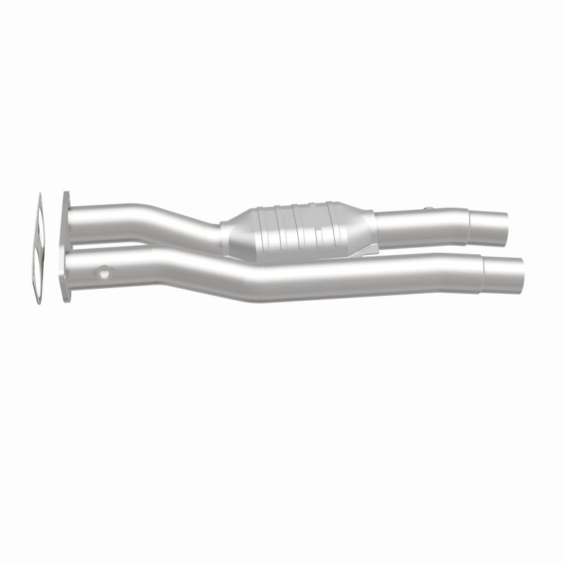 MagnaFlow 96-99 Chevy C2500 Suburban 7.4L Direct Fit Converter - 4451471