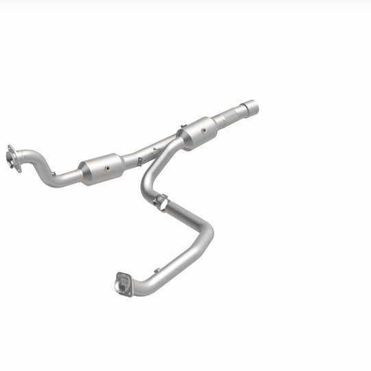 Magnaflow 15-16 Ram 2500 6.4L California Grade CARB Compliant DF Catalytic Converter - 5551513