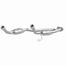 Load image into Gallery viewer, MagnaFlow Direct Fit Catalytic Converter 04 Ford Freestar 3.9L - 49079