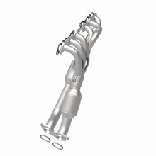 Load image into Gallery viewer, MagnaFlow Direct Fit Catalytic Converter 97-00 Lexus GS300 3.0L - 452843